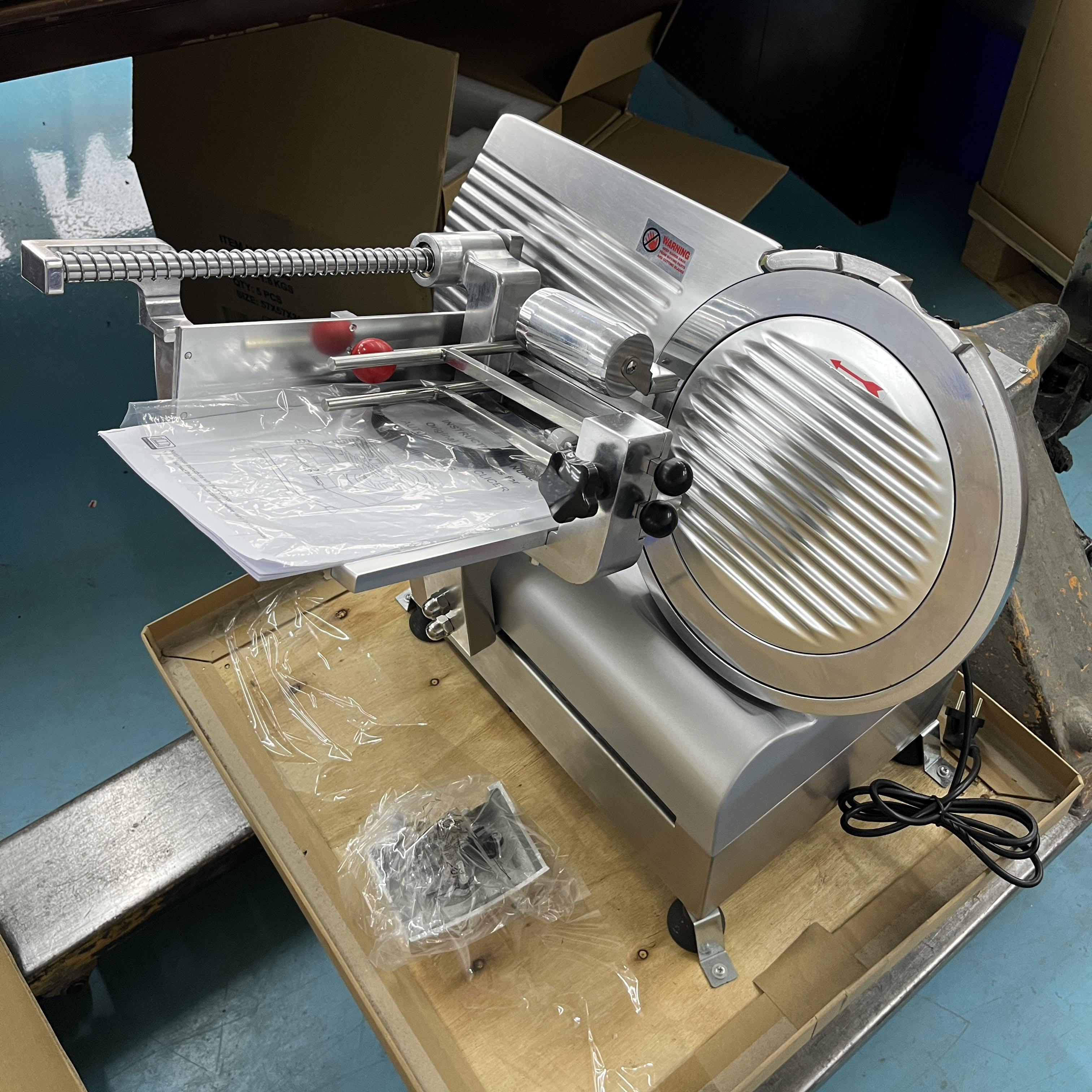 GOOPIKK 700W Fully Automatic Meat Slicer Dual Motor Electric Food Cutter with Italian Blade Adjustable 0-13mm Stainless Steel