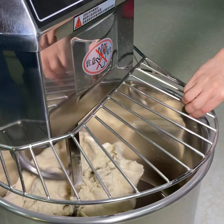 30L Commercial Dough Mixer Testing!
